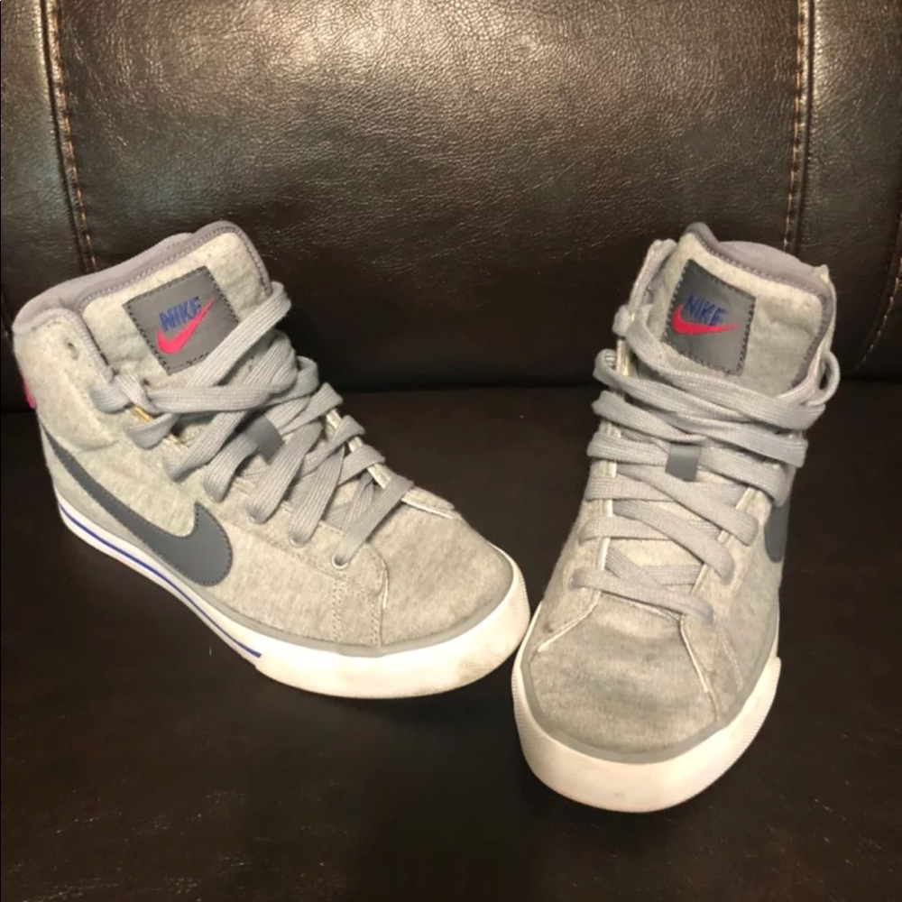Like New! Size 6.5 Nike High Tops